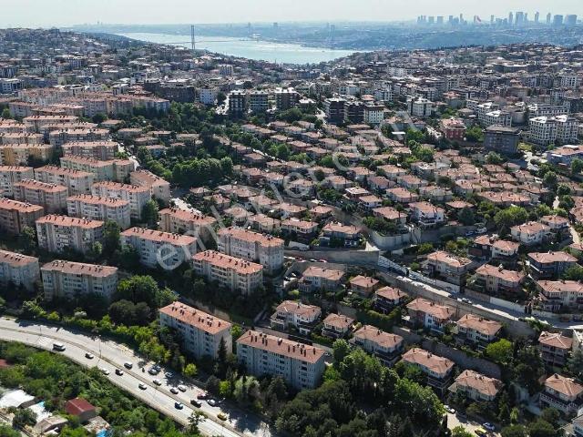 Üsküdar Çengelköy Ata 2 Sitesinde Hakim Konumda 300 M2 Villa