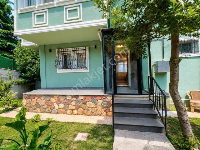 Üsküdar Çengelköy Ata 2 Sitesinde Masrafsız Triplex Villa