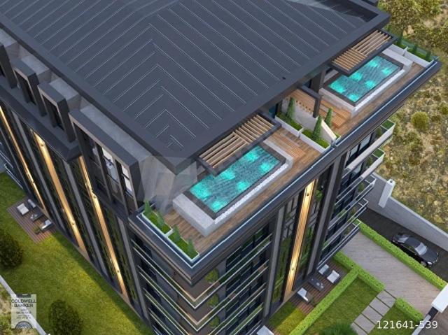Üsküdar Çengelköy'de Boğaz Manzaralı Havuzlu Loft Dubleks Daire