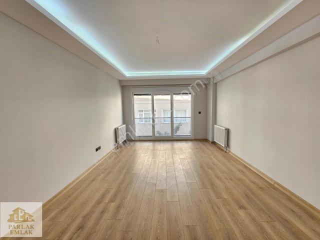 Üsküdar Fıstıkağacında 3+1 *boş* 125m² Sıfır Ara Kat Daire