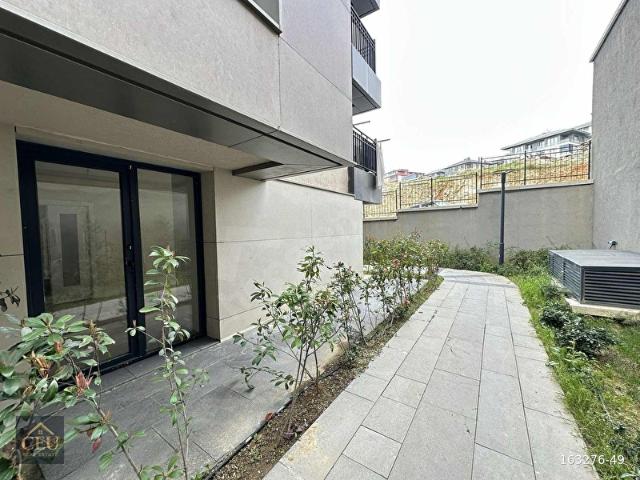 ÜSKÜDAR KİRAZLITEPE TOKİ 3+1130 M2 BAHÇE KATI