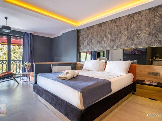 ÜSKÜDAR SAHİLDE BOĞAZ MANZARALI LÜKS DAİRELER