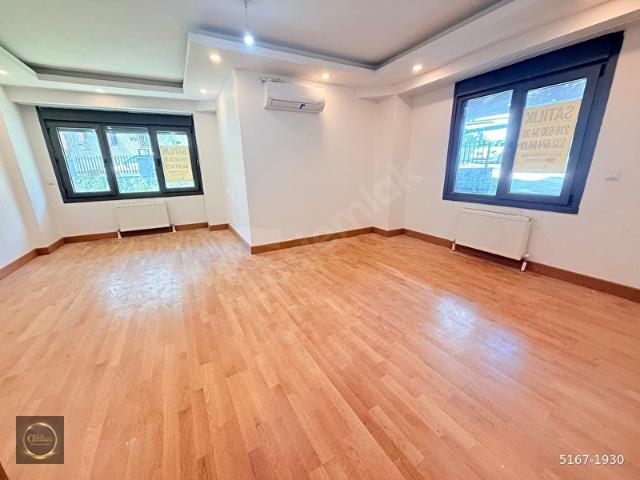 Üsküdar Salacak'ta Denize Yakın, Bahçe Katı 3+1 Lüks Daire