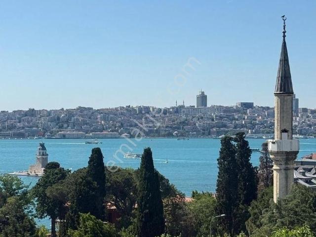 Üsküdar Salacak'ta Sıfır Binada K.otoparklı Manzaralı Ara Kat Kiralık Daire