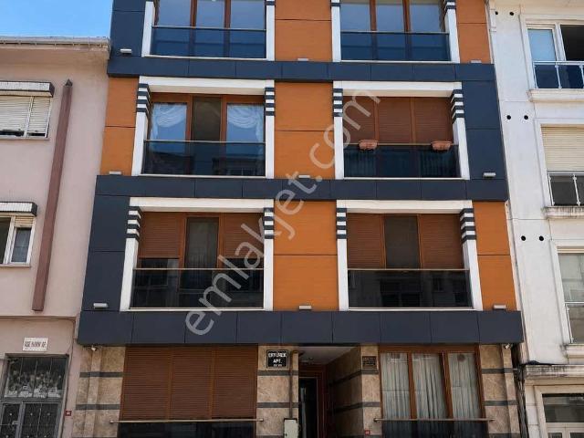 Üsküdar Salacak'ta Satılık 1+1 Daire