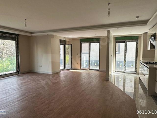 Üsküdar Salacak Sahile Yürüme Mesafesinde Kiralık 2+1 Daire