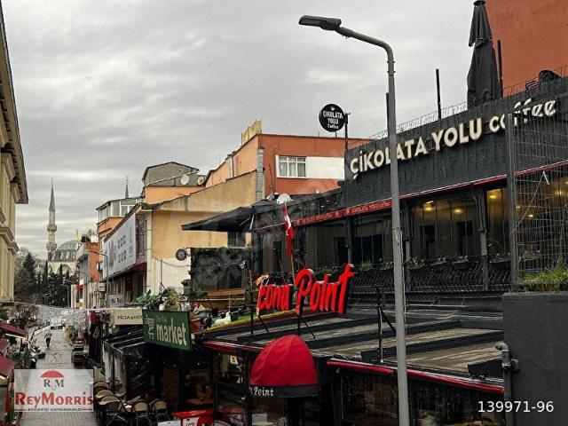 ÜSKÜDAR TEMBELHACIMEHMET MAH.SATILIK KOMPLE 2 DÜKKAN VE 2 DAİRE