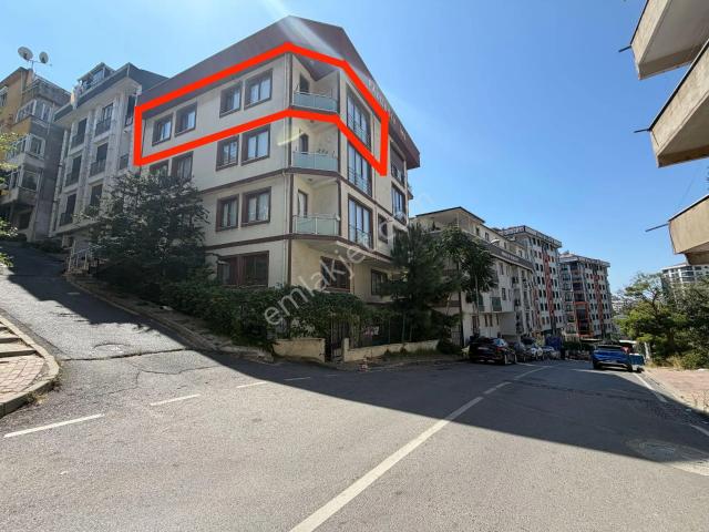 Üsküdar Ünalan İskanlı 4+1 Satılık Dubleks Daire Kiracısız