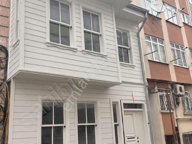 Üsküdar Valide i Atikte Sıfır Bahçe Dubleksi