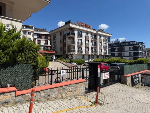 Üsküdar Yeni Binada Satılık 4+2 Dubleks Daire 7/24 Güvenlikli