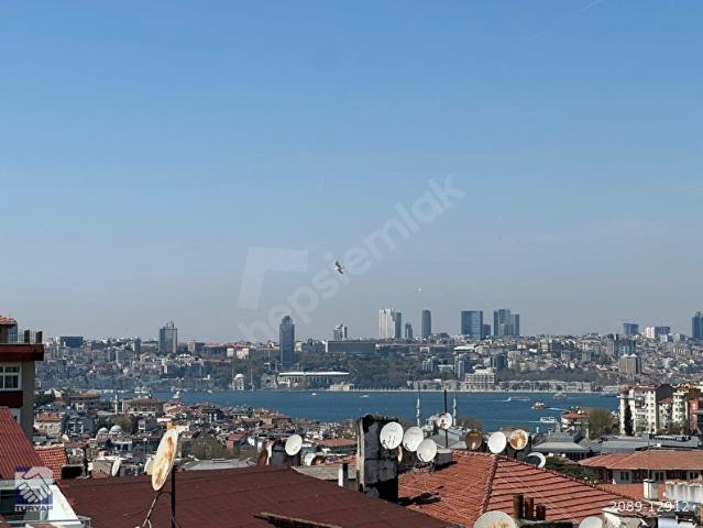 ÜSKÜDAR ZEYNEP KAMİL de DENİZ MANZARALI SATILIK DUBLEX
