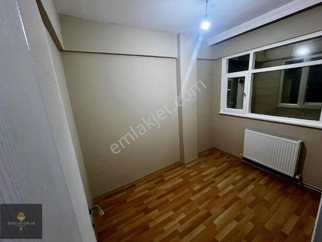 Üsküdar Zeynep Kamilde Temiz 1+1 Kiralık Daire