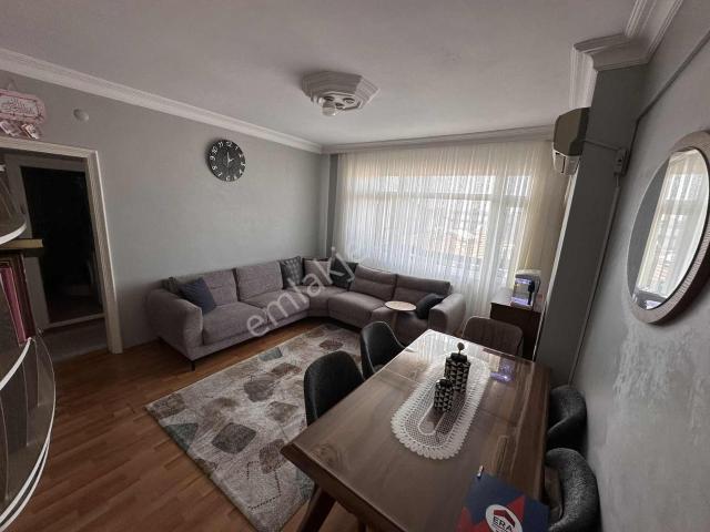 Üsküdar'da 2+1 Satılık Daire