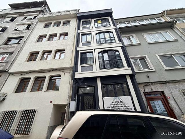 ÜSK İCADİYEDE SIFIR BİNADA TERASLI DENİZ MANZARALI 3+1 140m DUB