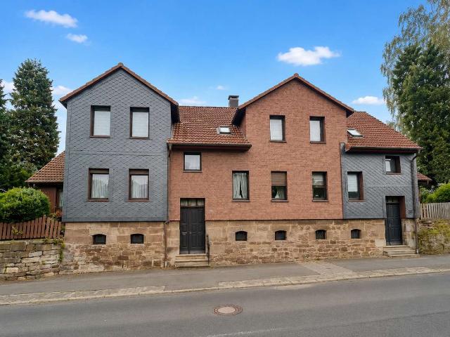 Uslar * freistehendes Zweifamilienhaus mit Anbau * Garten * Carport