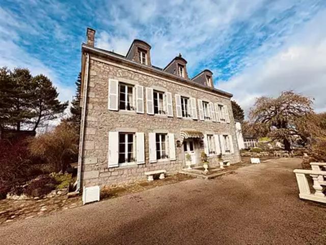 Ussel 19200 Achat / Vente maison 15 pièces t15 piscine terrasse