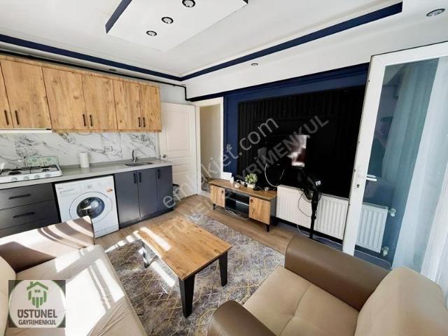 Üstünel'den Merkezi Konumda Geniş 2+1 Eşyalı Kiralık Daire