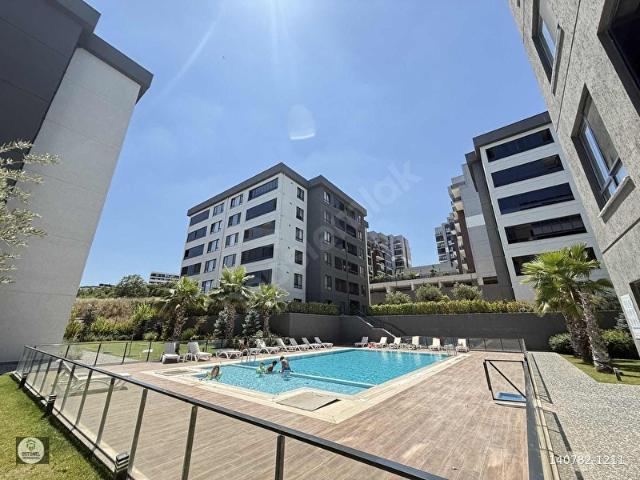 ÜSTÜNEL'DEN KAYAPA'DA HAVUZLU SAUNALI KAPALI OTOPARKLI 3+1 DAİRE