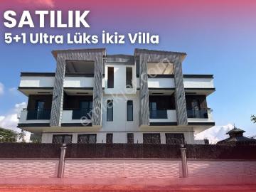 Üstünkent'ten Fuat Morel'de Satılık 5+1 Tripleks İkiz Villa
