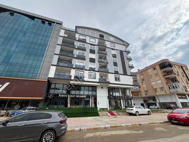 Usta Gayrimenkul'den Merkezi Konumda Sıfır Kiralık 2+1 Daireler