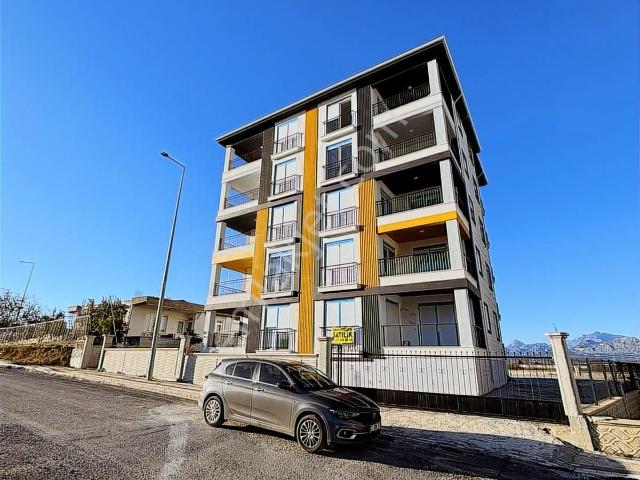 Usta Gayrimenkul'den Satılık Merkezi Konumda Sıfır 2+1 Daireler