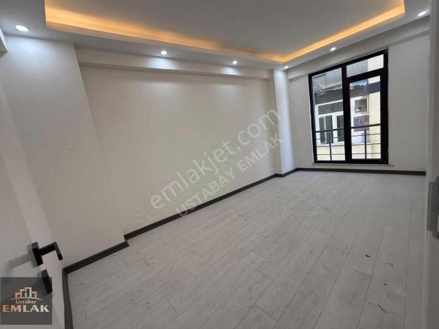 Ustabay Emlaktan Acil Satılık 1+1 Lüx Daire