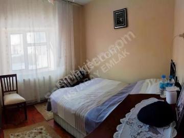 Ustabay Emlaktan Satılık Bahçeli 2 Adet Daire