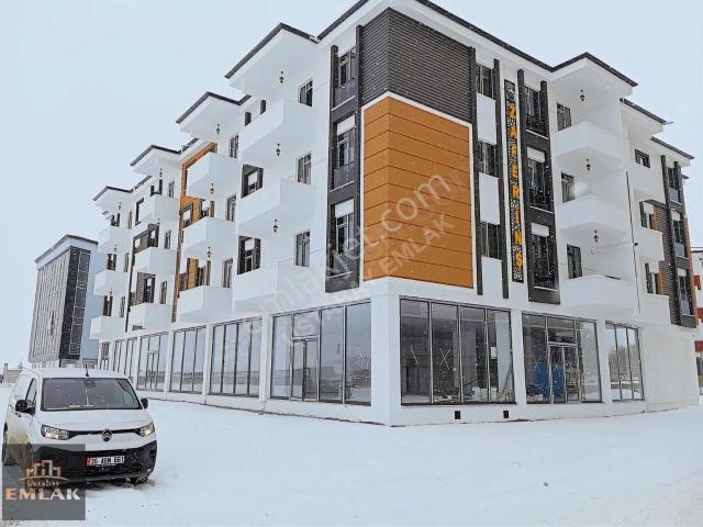 Ustabay Emlak'tan Üniversite Civar Satılık Fırsat Lüks 1+1 Daire