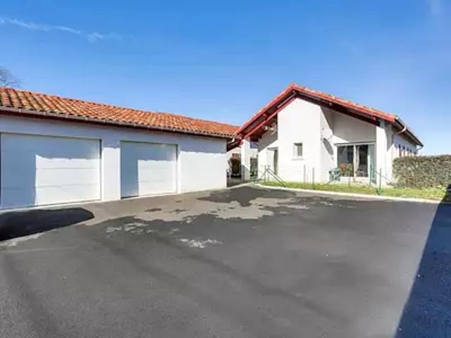 Ustaritz 64480 Achat / Vente maison 4 pièces t4 terrasse