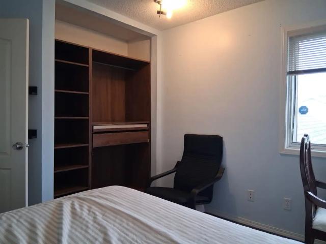 Up stair 3 rooms rented, common toilet for 2 rooms, MB room attached Toilet
