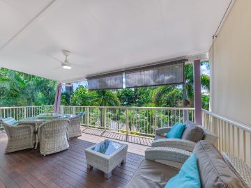 Upmarket Townhouse For Sale
