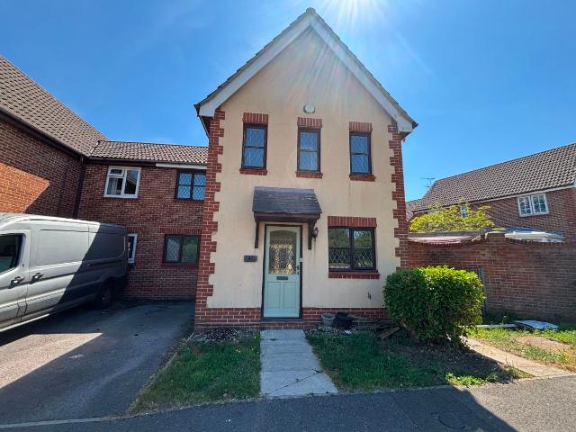 Upmill Close, West End, Southampton SO30, 3 bed semi detached house to rent, £1,850 pcm | PrimeLocation