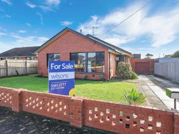 UPDATED AFFORDABLE HOME IN QUIET COURT