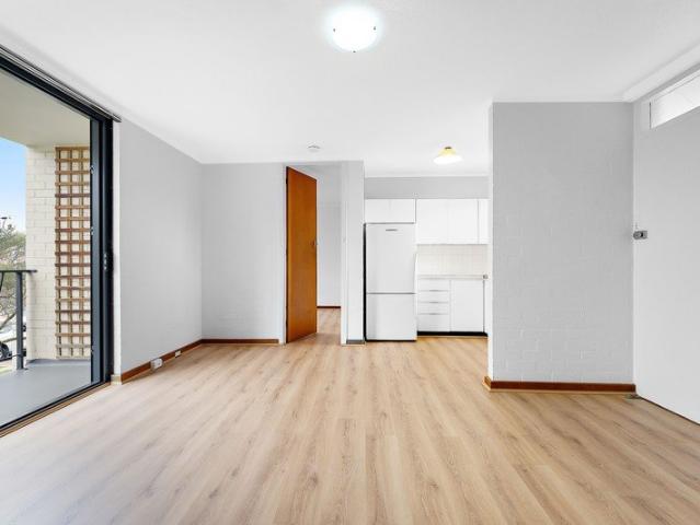 Updated Apartment Walk to Freo