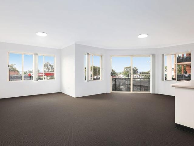 Updated Apartment for Low Maintenance Living