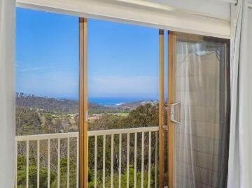 Updated Apartment Panoramic Merimbula Views