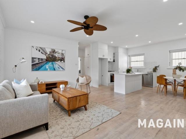 Updated Coastal Living in South Brighton