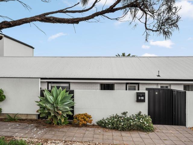 Updated coastal retreat just minutes from Christies Beach!