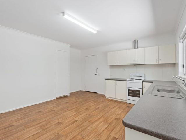 Updated Convenient East Toowoomba Living!