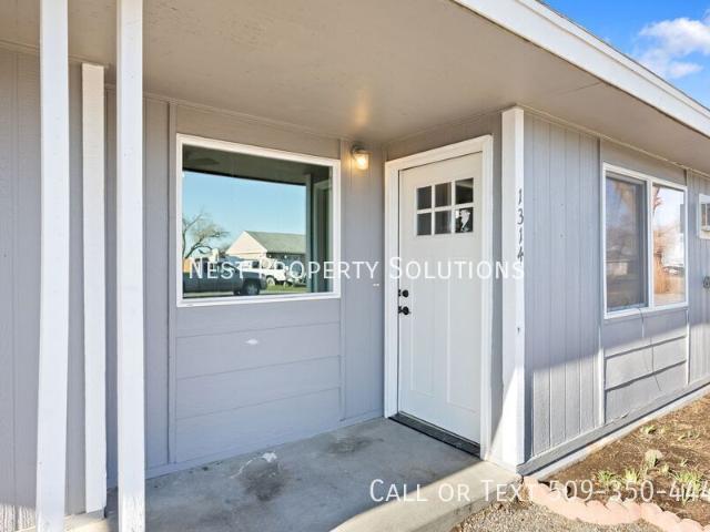Updated Duplex Living with Fenced Yard