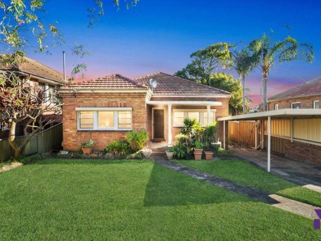 Updated family brick home only 750m from Punchbowl Station and Shops