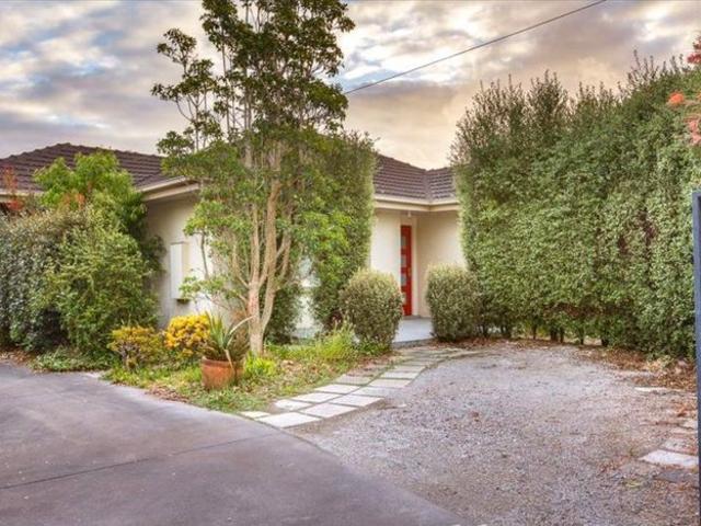 Updated Family Home Close To All Amenities