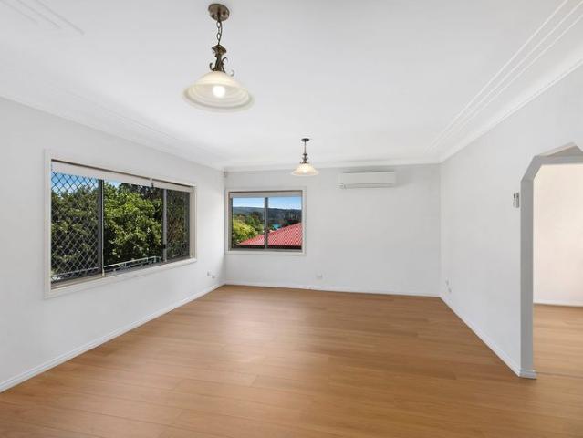 Renovated oversize family home in East Gosford