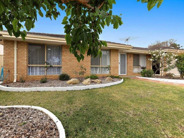 Updated family home with games room, workshop