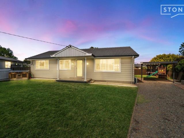 Updated family home with expansive outdoor entertaining