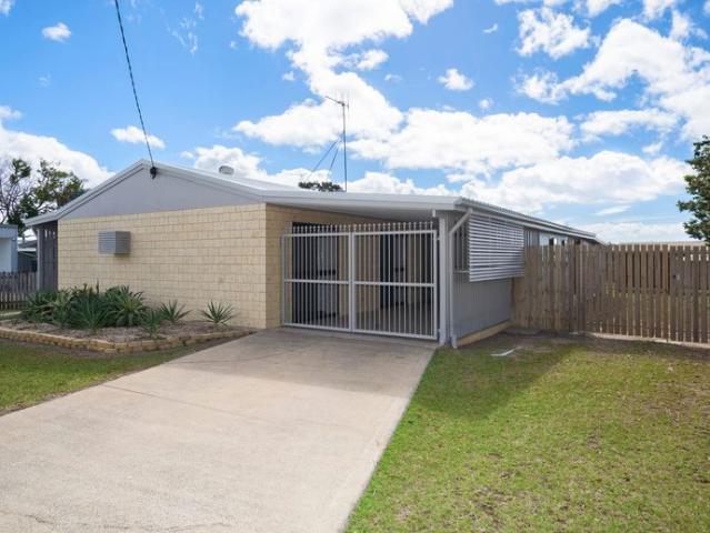 Updated Family Home with Multiple Living Areas & Multiple Car Accommodation