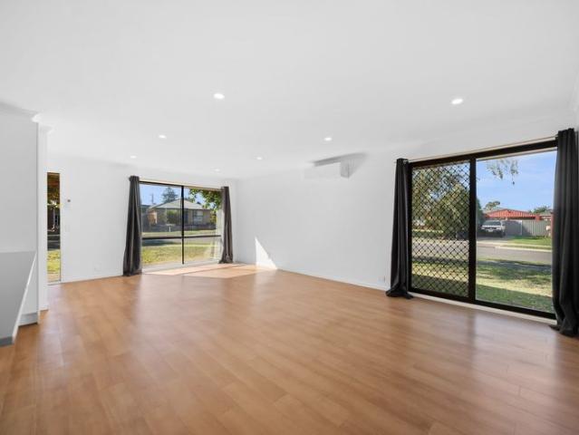 Updated Family Living in a Quiet Court Location