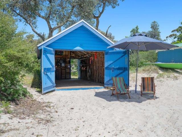 Updated, for sublime family beach days