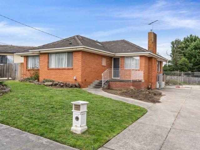Updated Home in a Convenient Mooroolbark Location