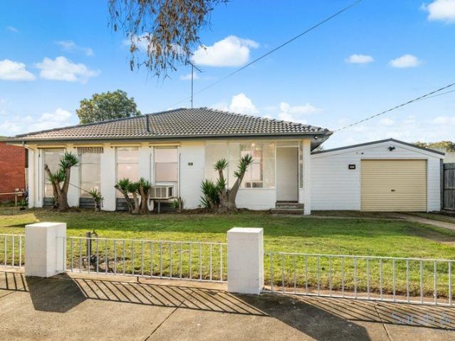 Updated Home on 618m² with Massive Shed & Outdoor Entertaining. !
